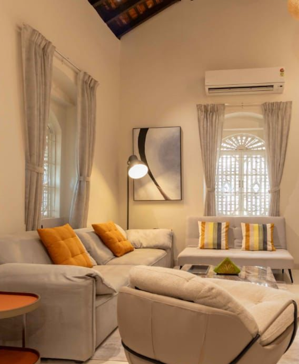 Hallway before luxury interior design renovation